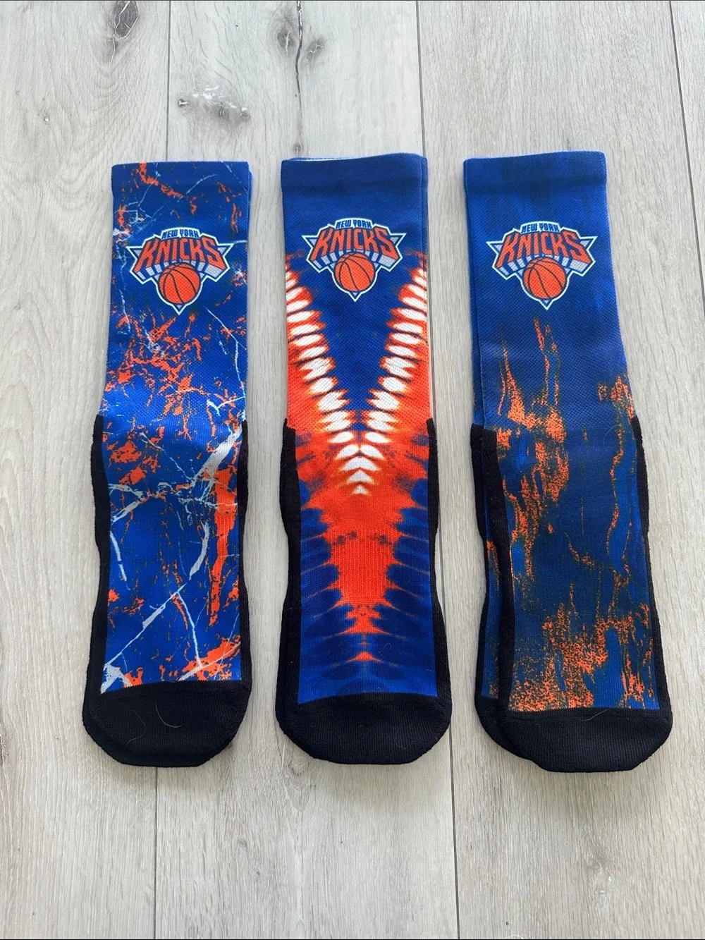 New York Knicks Rock Em Socks Three-Pack Crew Socks Set Tie Die L/XL NWOT